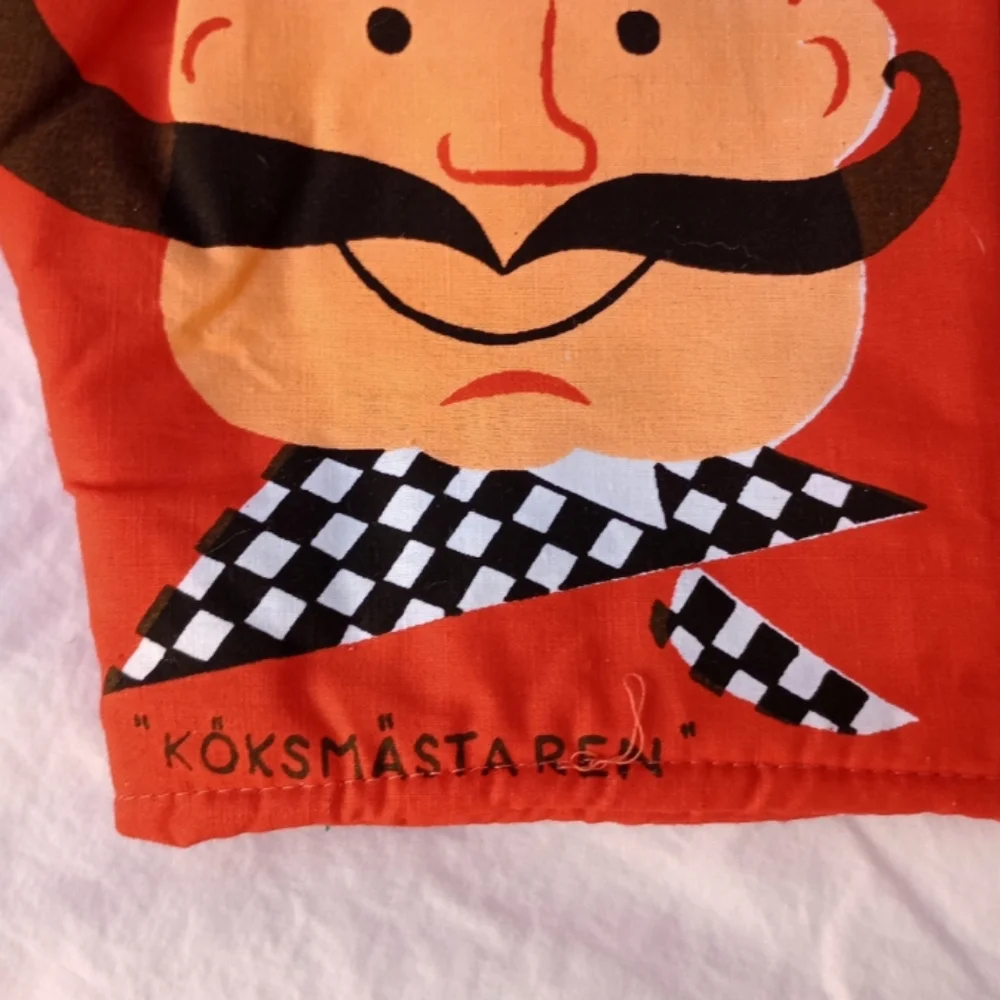 Handmade Red Chef Oven Mitt Kitchen Everyday Gift Decoration Retro Housewarming